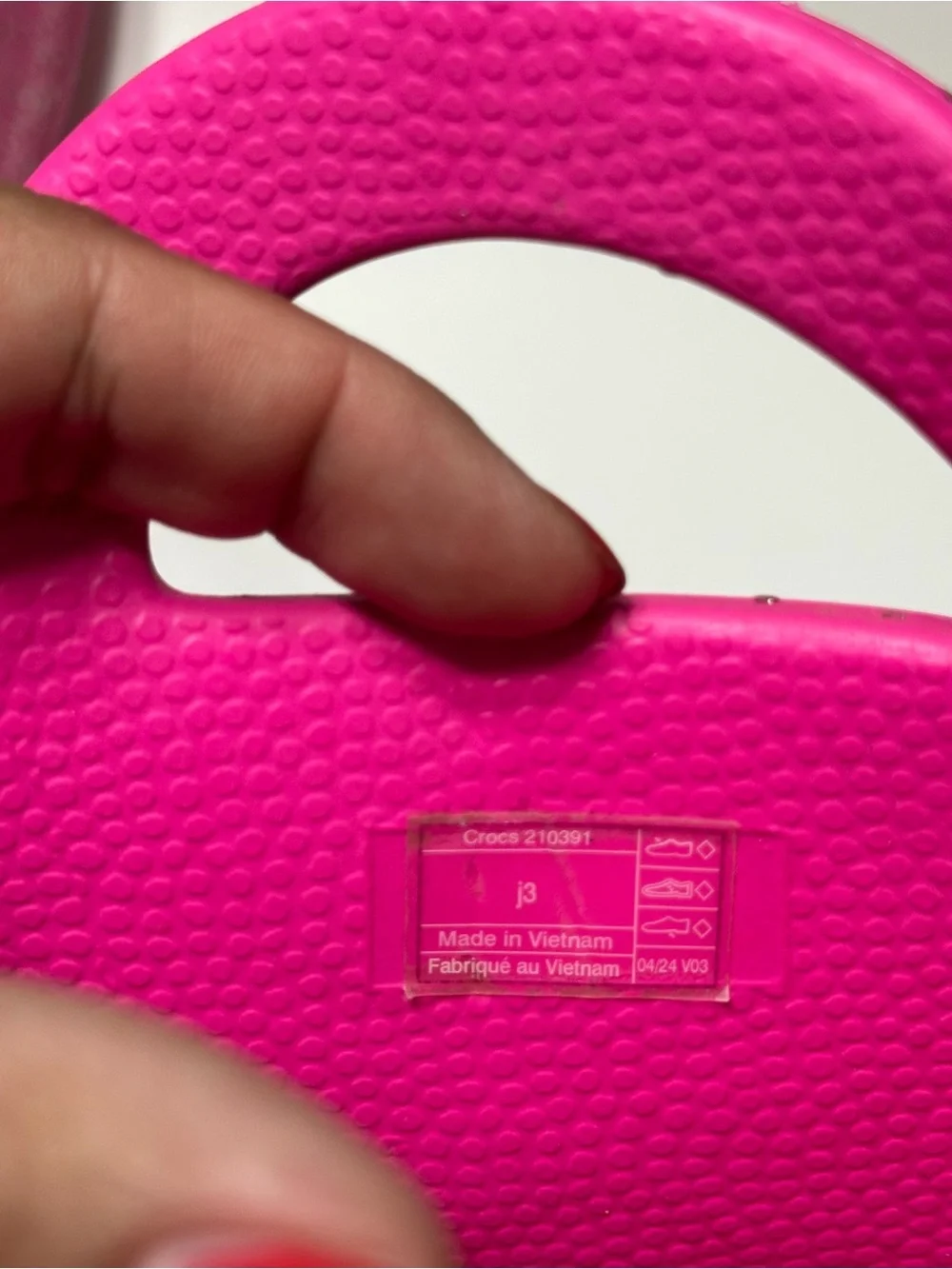 CROCS bright pink